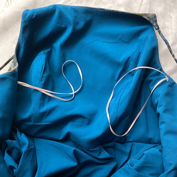 Gal Meets Glam Dress Size 12 - Picture 11 of 13